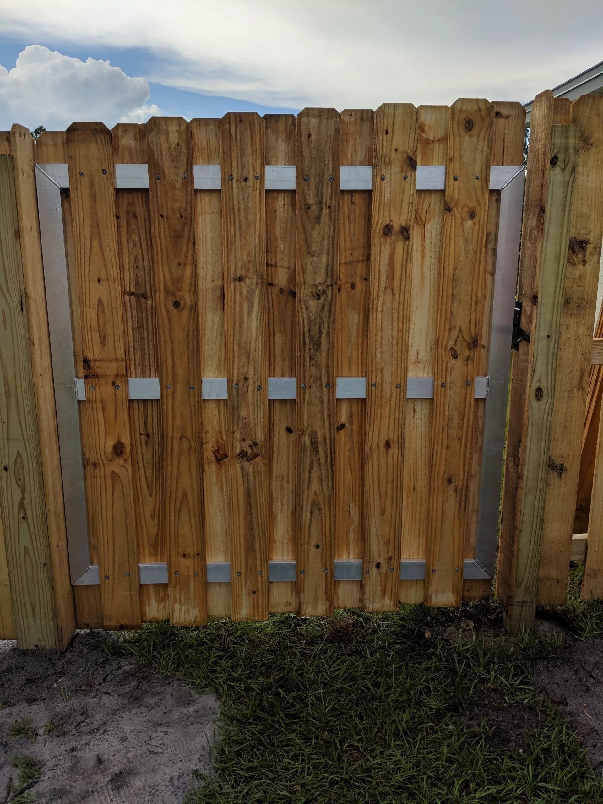 5' tall x 4' wide (KIT)